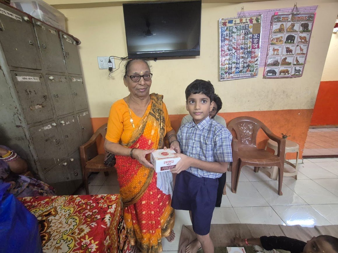 School Uniform Distribution